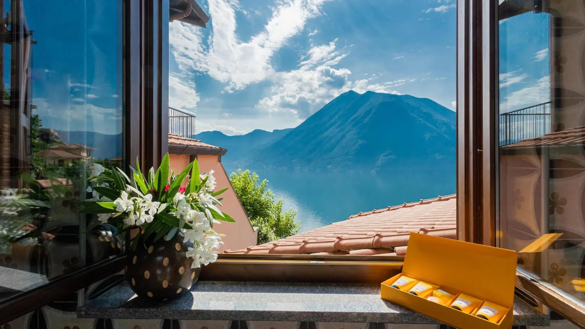 Villa Castello With Jacuzzi & Priceless View By Rent All Como Argegno 0*,