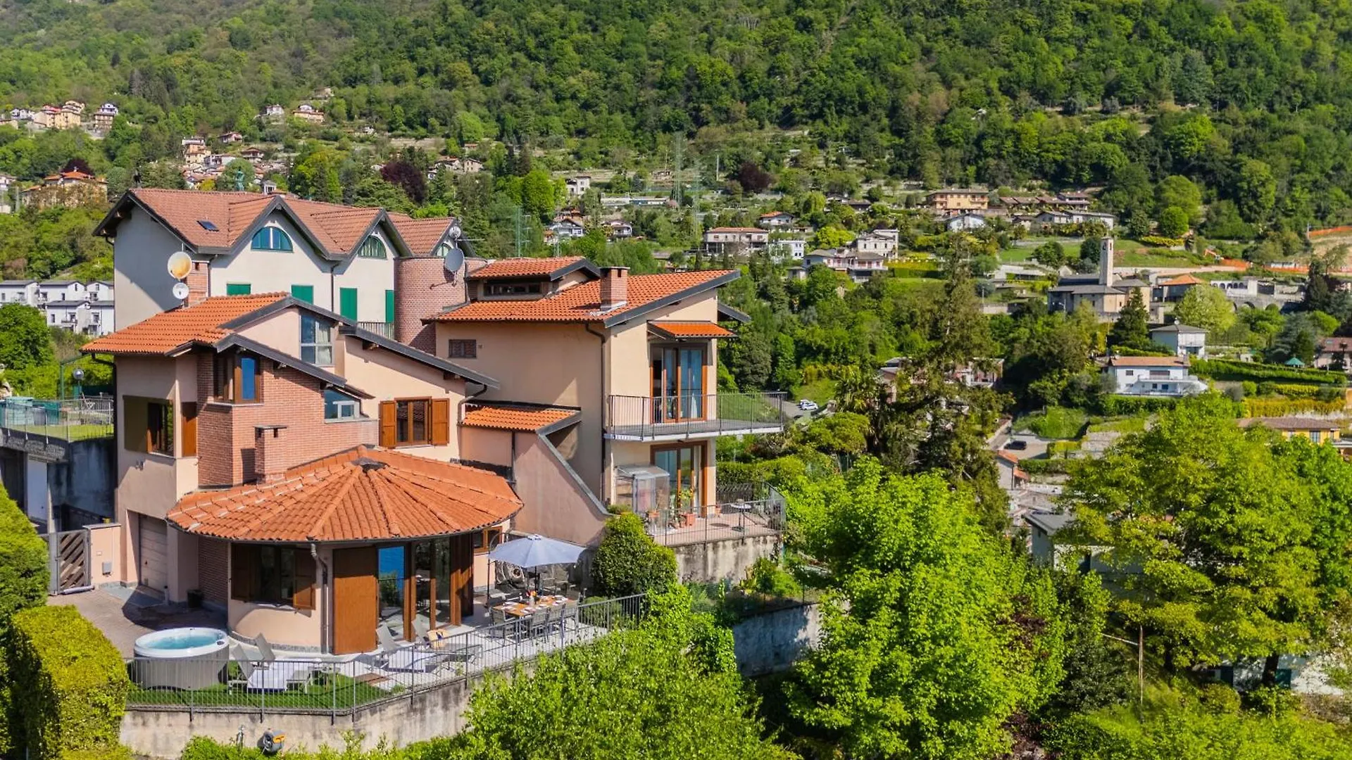 Villa Castello With Jacuzzi & Priceless View By Rent All Como Argegno